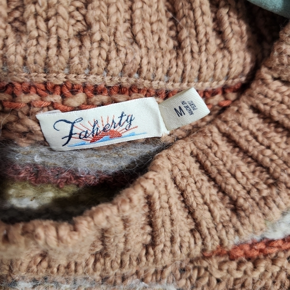 Faherty wool/alpaca sweater, NWT, size medium - Picture 2 of 9
